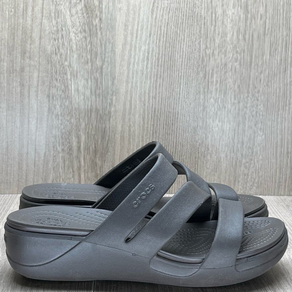 Crocs Sandals Women Sz 7 Monterey Strappy Wedge Comfort Slides Synthetic Brown